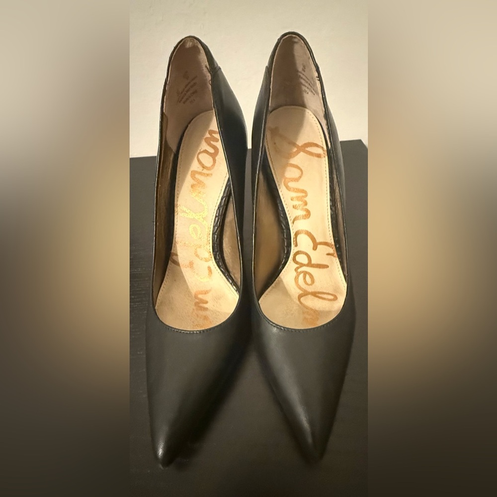 Sam Edelman Black Pointed Toe Heel Size 5